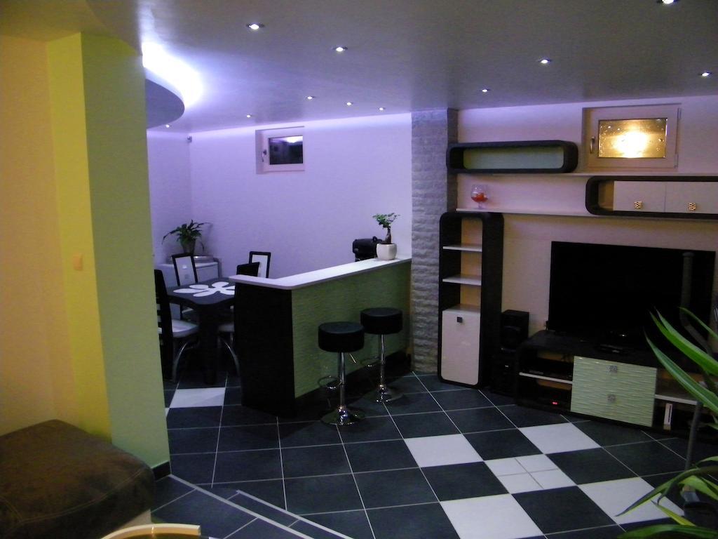 Joigny Appartement Zimmer foto